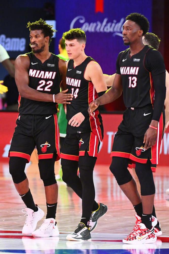 巴黎队正在 巴黎队正在